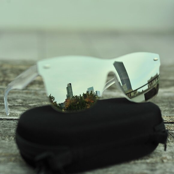 New Mirror Coated Lenses Silver Clear Acrylic Arms Sunglasses Unisex main image 6